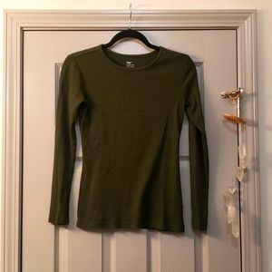 Gap long sleeve tee